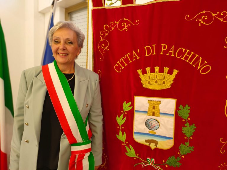 Pachino: la professoressa Carmela Petralito é stata proclamata stamattina sindaca del Comune di Pachino