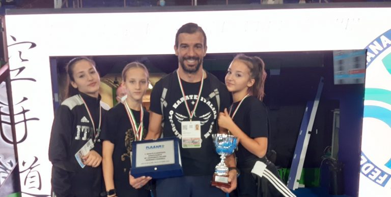 Pachino: l’accademia Bartolo Karate al torneo Nazionale di Ostia Lido si aggiudica il titolo di Campione d’Italia femminile di karatè