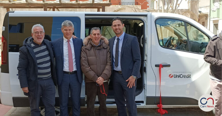 Pachino: UniCredit dona un minivan all’Associazione Agape per favorire l’inclusione sociale dei disabili
