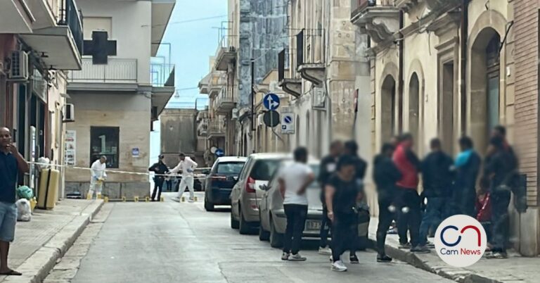 Omicidio a Pachino: Cittadino Straniero Accoltellato, Indagini in Corso